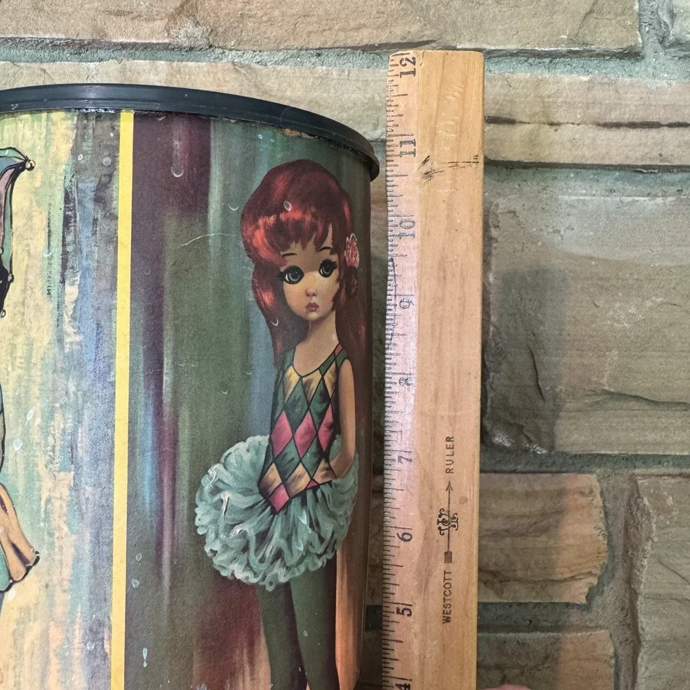 Eden Vintage 1960s Big Eyed Girl Harlequin 4 sided Cylinder Lamp Mid Century Mod